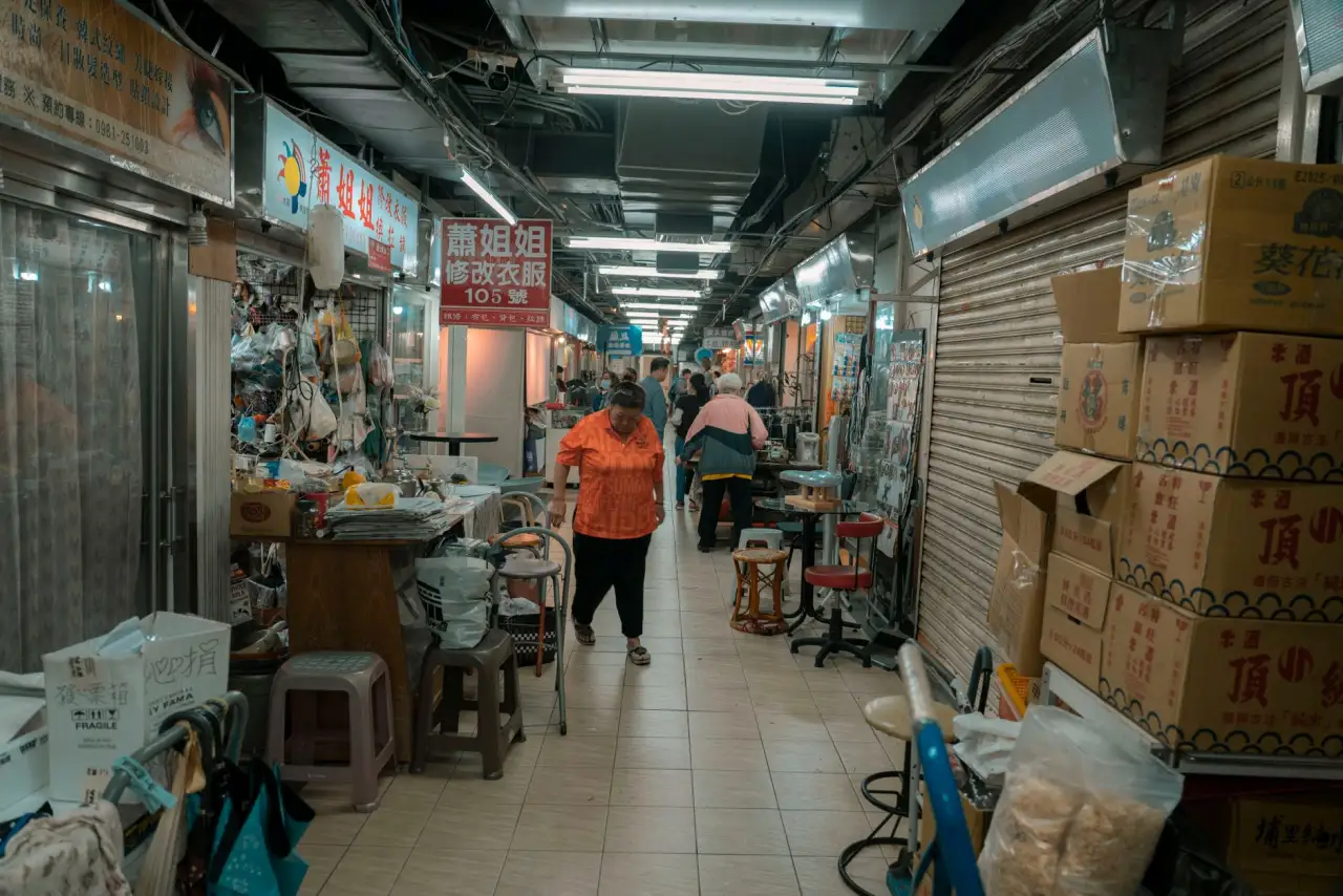 重庆美业门店美容仪器选型要点与导入仪配置方案